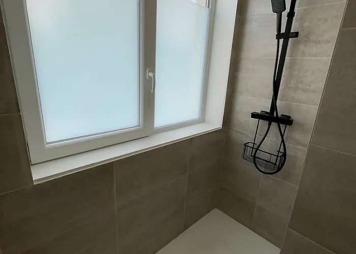 Plein Coeur De Caen, Emeraude Apartment Caen